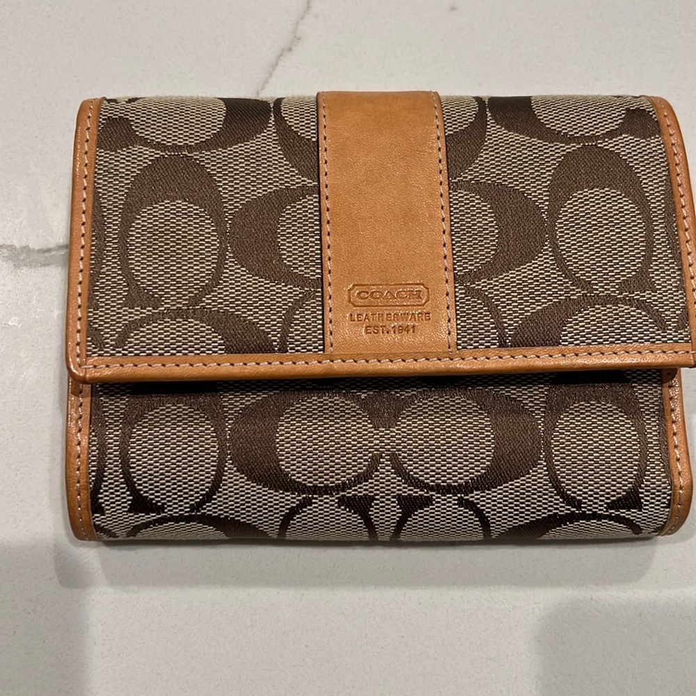 Coach wallet